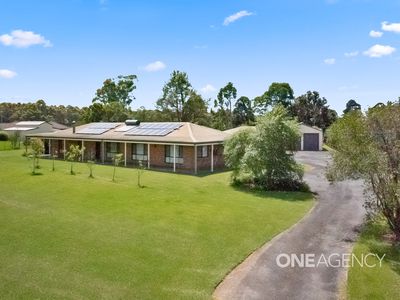 16 Tartarian Crescent, Bomaderry