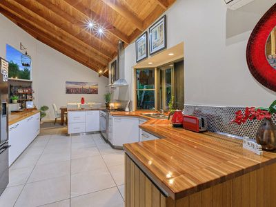 3 Knox Court, Rochedale South