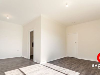 80 Yorktown Road, Elizabeth Park