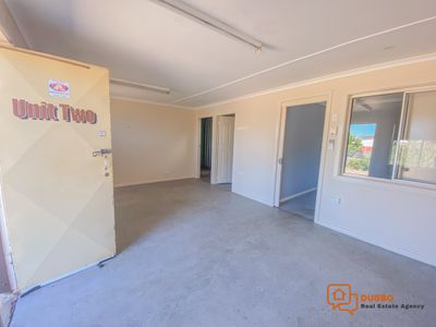 2 / 23 Jannali Road, Dubbo