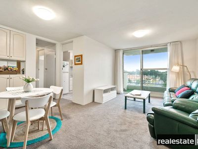 52 / 16 Leeder Street, Glendalough