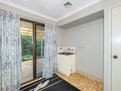 35 Whaleback Avenue, Parkwood