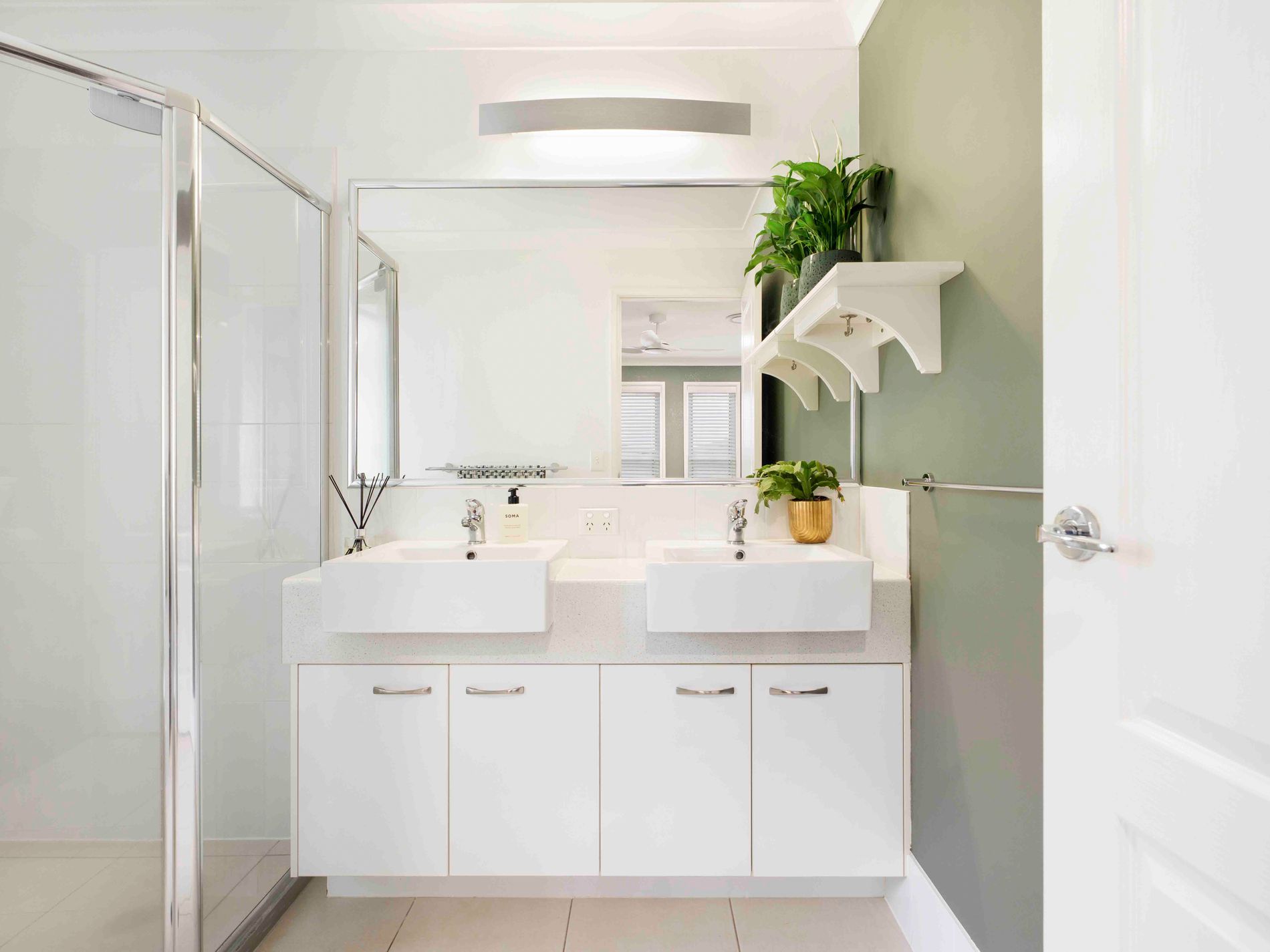163 The Avenue, Peregian Springs