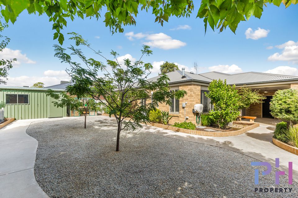 6 Julian Court, Epsom