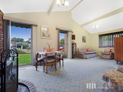34 Downard Crescent, Dandenong North