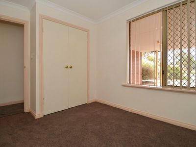 8A Siberia Close, Hannans