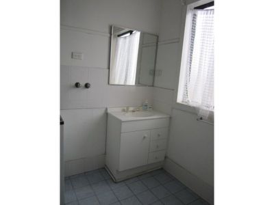 1 / 26 Ranchby Avenue, Lake Heights