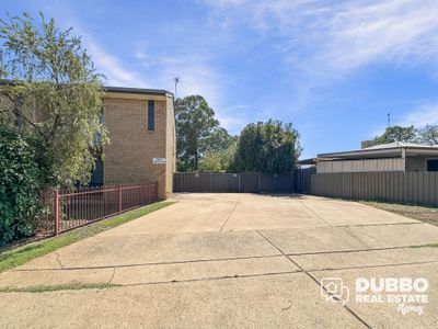 2 / 62 Young Street, Dubbo