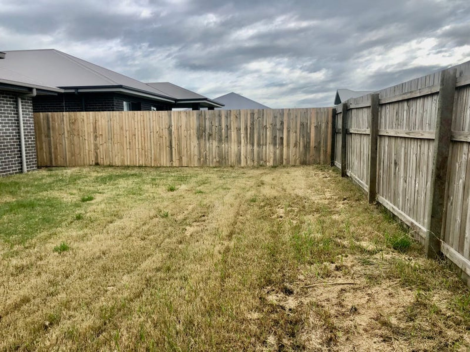 15 Otto St, Walloon