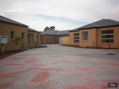 7 / 22 Immy Parade, Narre Warren