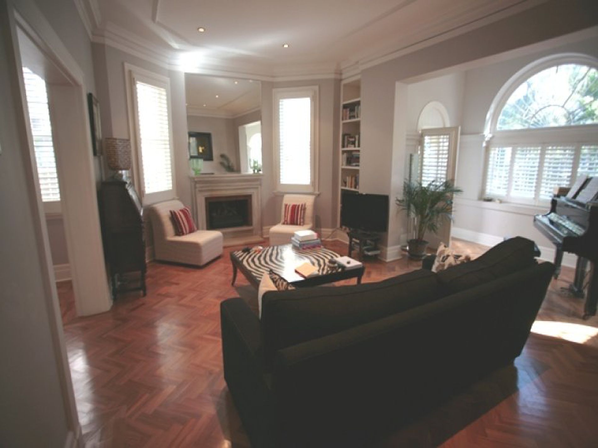 1 / 14A Darling Point Road, Darling Point