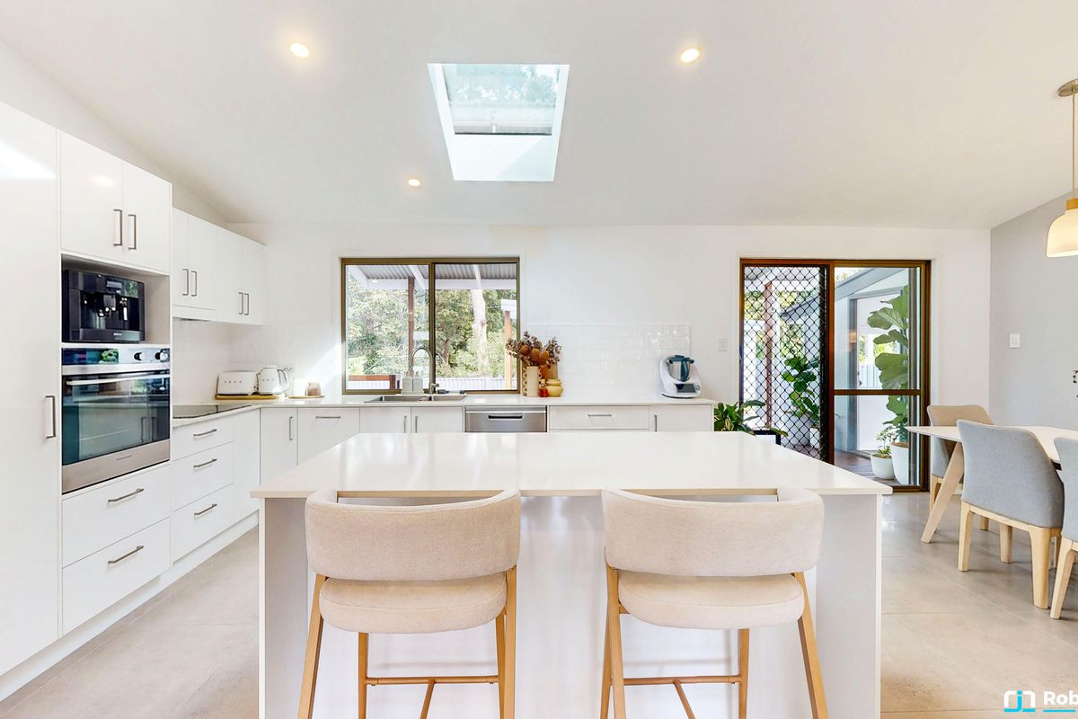 16 Maple Avenue, Tewantin