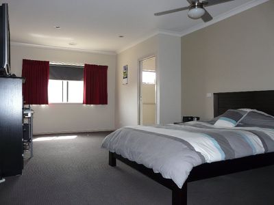 10 Nugget Fuller Drive, Tocumwal