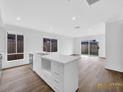 8 Dugite Street, Wyndham Vale