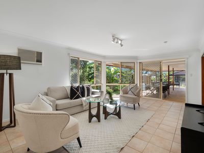13 Jondel Close, Bridgeman Downs
