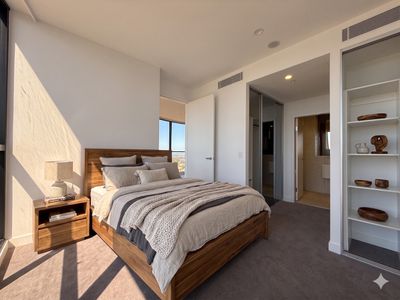 2Bed / 99 Forest Road, Allawah