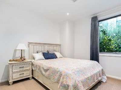 1 / 24 Ascot Street, Doncaster East