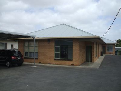 1 / 3 Sutton Avenue, Mount Gambier