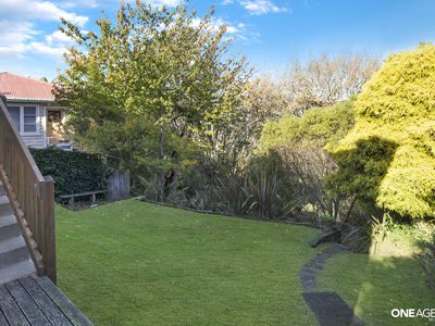9 Woodstock Terrace, Tawa