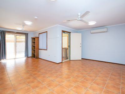 6 Delamere Place, South Hedland