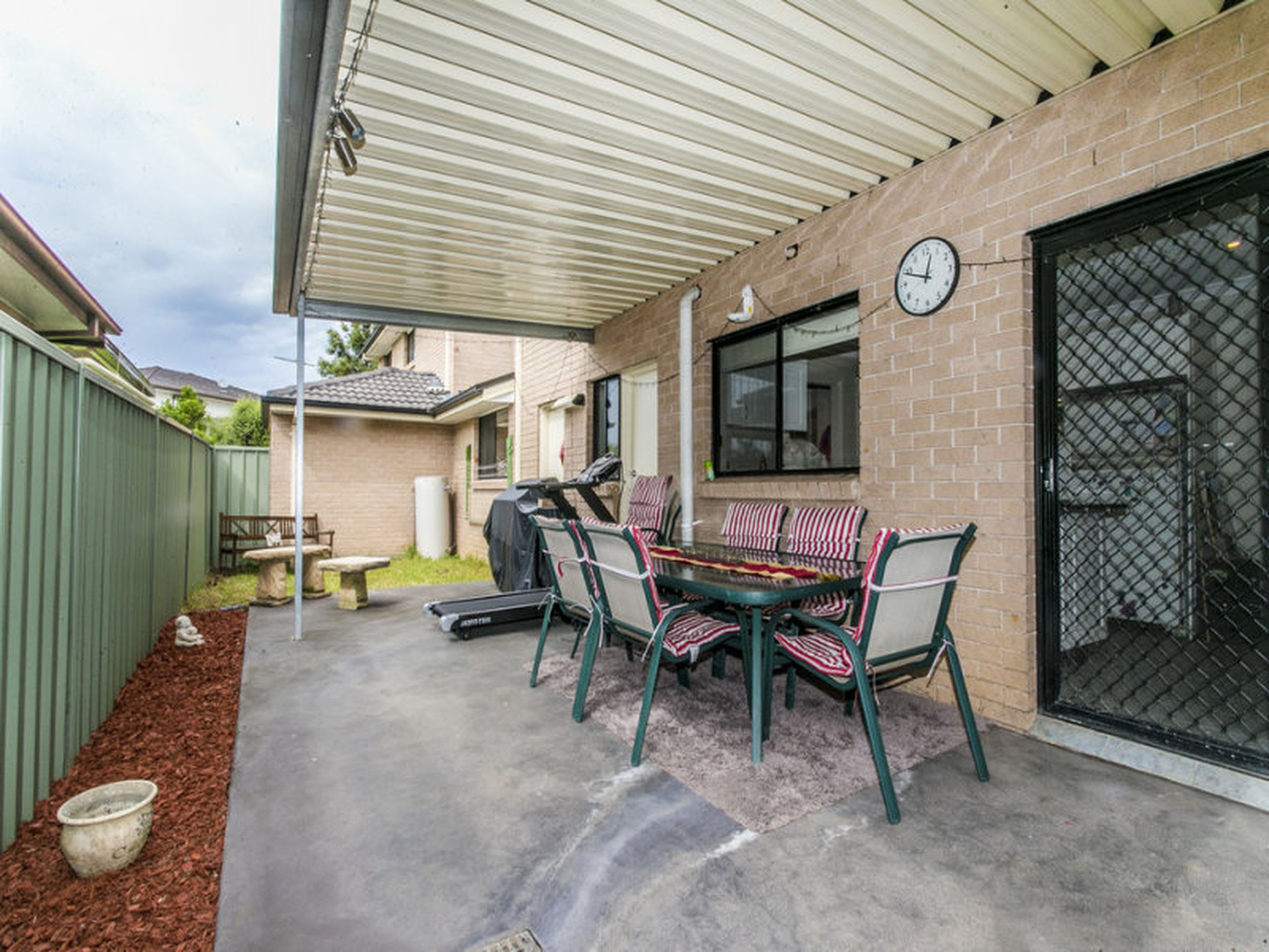 1 / 6 Smith Street, KINGSWOOD