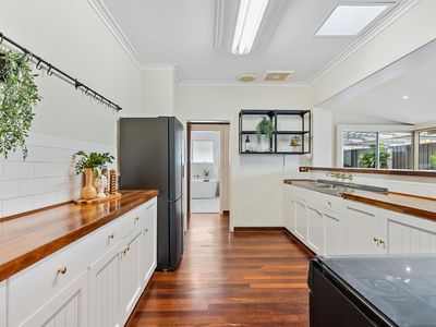 100 Weaponess Road, Wembley Downs