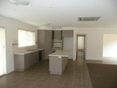 8 Teddys Lane, Barham