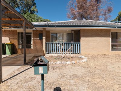 1 Curlew Court, Kelmscott