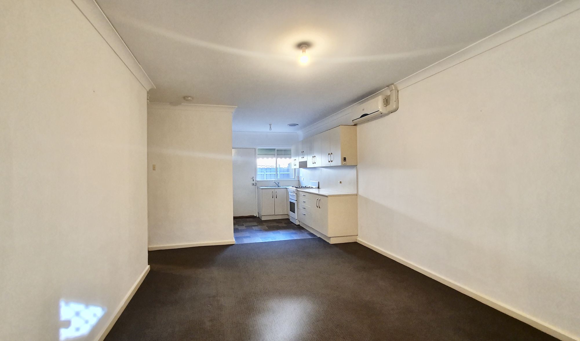 2 / 835 Grand Junction Road, Valley View