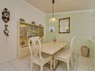 94 Passerine Drive, Rochedale South