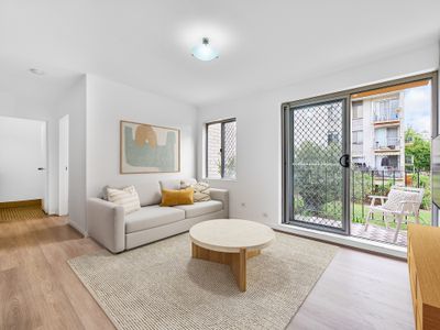 38 / 156 Whatley Crescent, Maylands