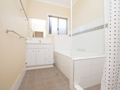 24 Brolga Way, South Hedland