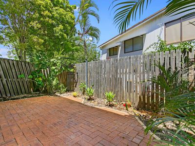 2 / 10 McKean Road, Scarness