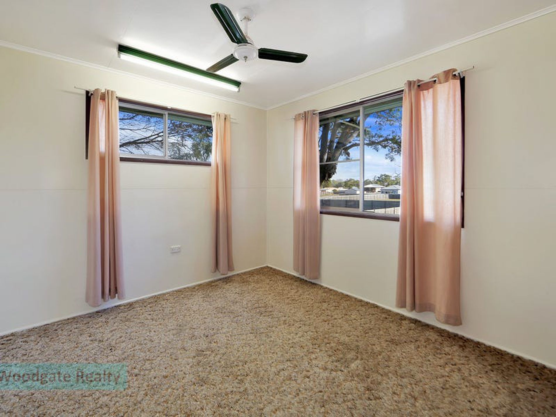 28 Bauhinia St, Woodgate