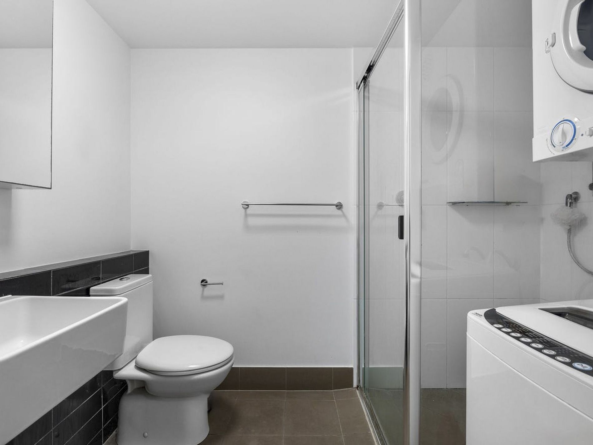 2 / 24 Brookes Street, Bowen Hills