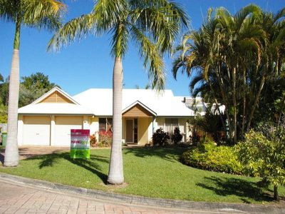 2 Hakea Court, Tewantin