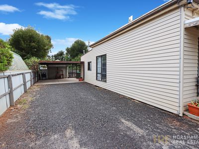 30 Edith Street, Horsham