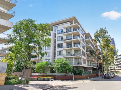 A708 / 40 Shoreline Drive, Rhodes