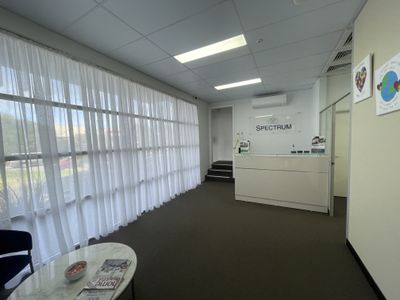 2 / 14 Akuna Drive, Williamstown