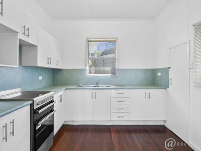 9 Ray Street, Lammermoor