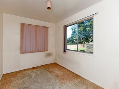 8 James Street, East Ipswich