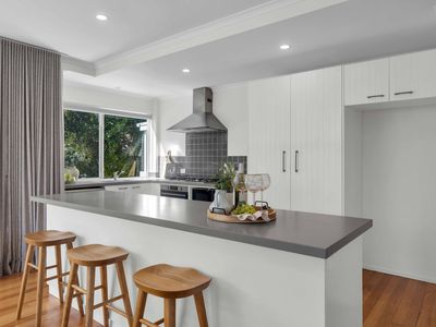 2 / 23 Sobraon Street, Sunrise Beach