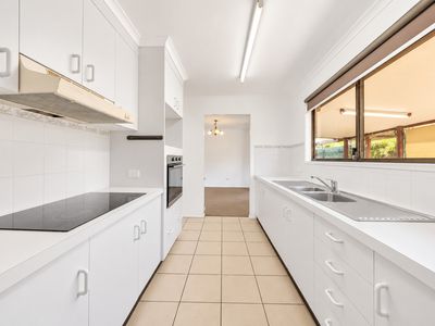 1  Boult Court, Clinton