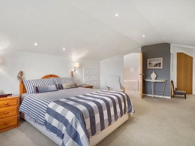 180 Dillons Hill Road, Glaziers Bay