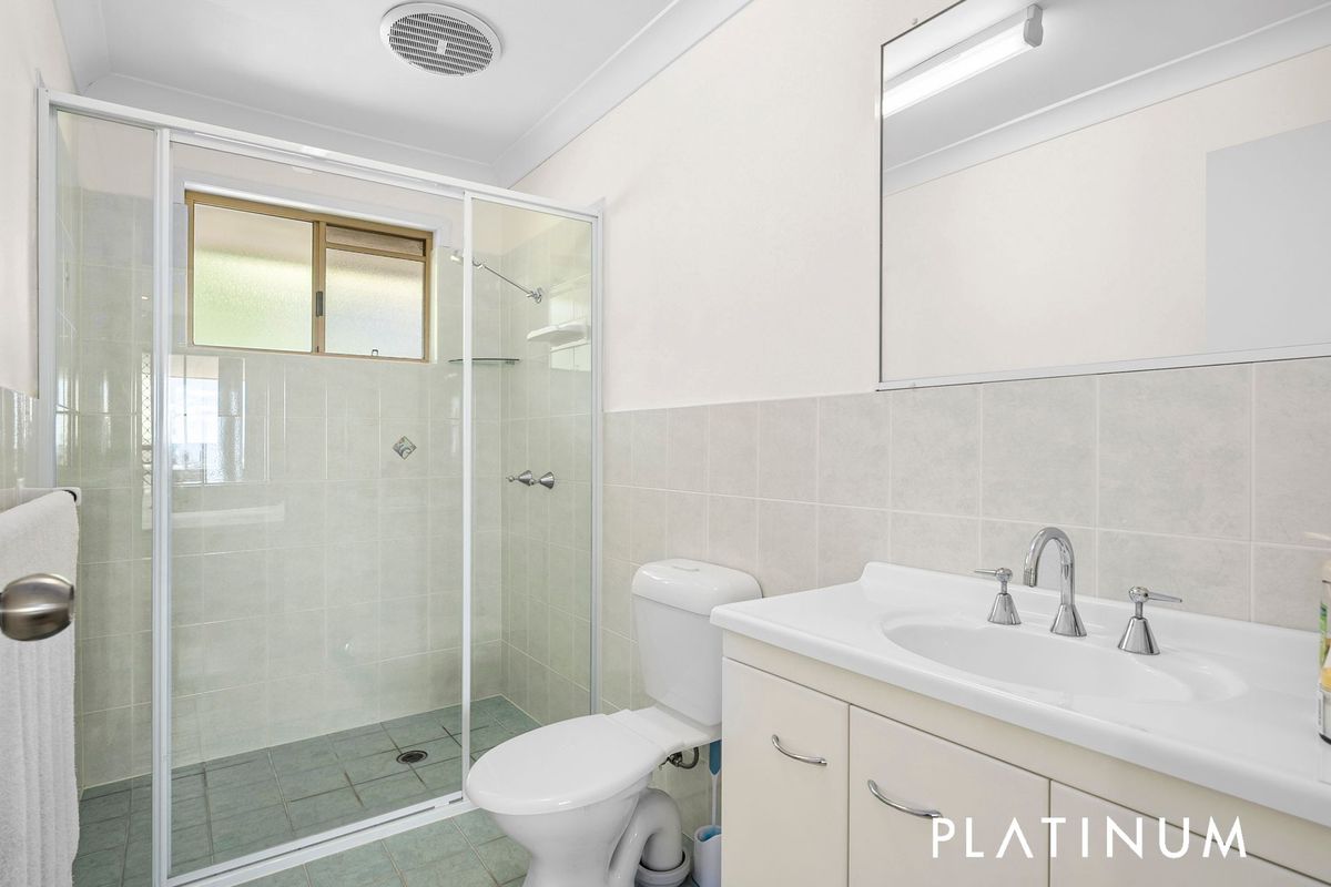 4 Biby Place, Banora Point