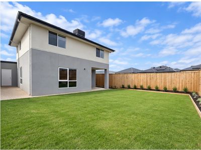 11 Winfred Drive, Mambourin