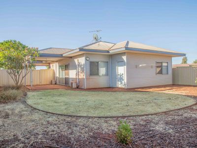 11 Angelo Street, Newman