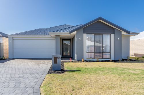 55 Carinata Crescent, Byford