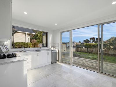 658 Worcester Street, Linwood
