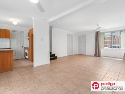 8 / 31 Holland Crescent, Casula